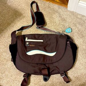 Sherpani Crossbody Messenger Bag